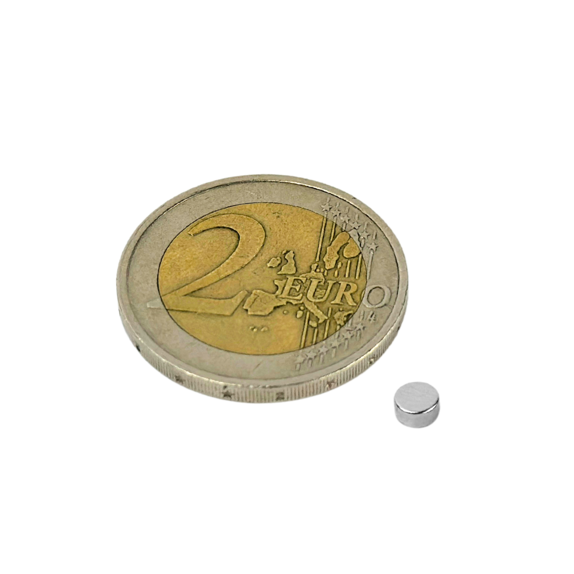 Nahaufnahme: Mini Neodym-Magnete Ø 4 mm – Ideal für Modellbau und DIY